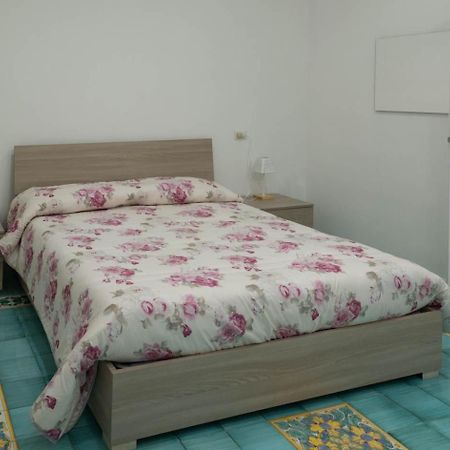 Let It B&B Apartment Salerno Luaran gambar