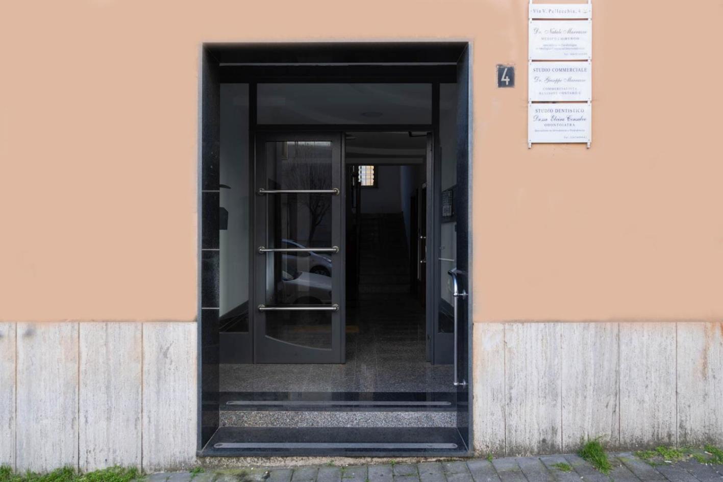 Let It B&B Apartment Salerno Luaran gambar