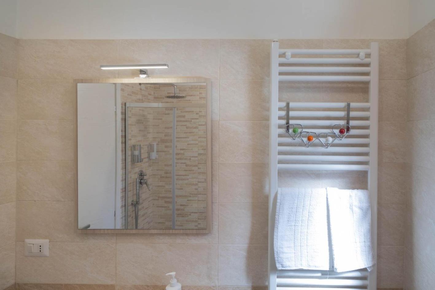 Let It B&B Apartment Salerno Bilik gambar